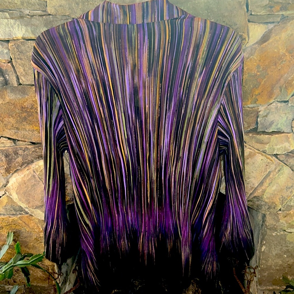 Mardi Gras Flowy Tunic Top Purple Black Gold;Button Front;3/4 Bell Sleeves;NWOT - Picture 10 of 12
